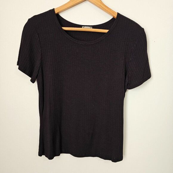 EUC INTIMATELY FREE PEOPLE BLACK RIBBED TEE SIZE LARGE - Picture 1 of 9